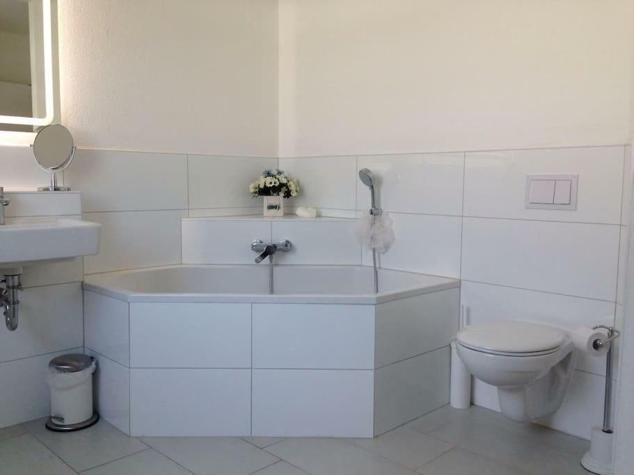 Privatzimmer An Der Messe Hannover Bagian luar foto